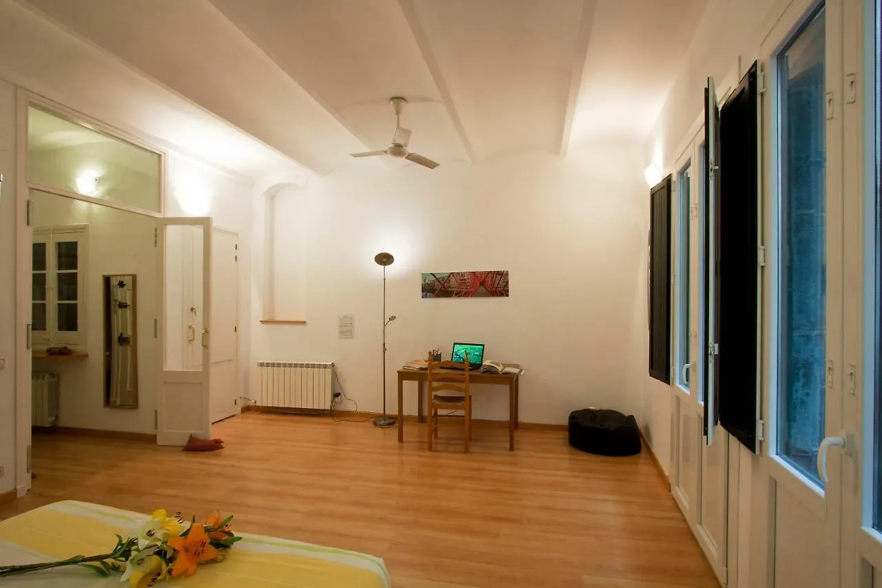 Girona Riverside Apartment